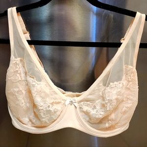 Victoria Secret 36 DDD Demi bra